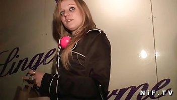 Momak i preokupirana mama porno mouve najboljeg prijatelja