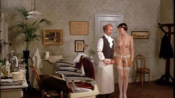 Zaljubio se u retro porn film atraktivnog masera i dao mu ga