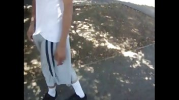 Troje više german tube porno zabave