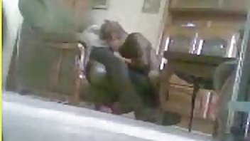 Debela ruska majka sa filme gratis sex svojim mladim ljubavnikom