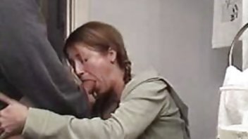 Zavodljiva manekenka uživa u vrućem film secx seksu
