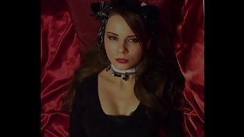 Nastya je navikla da se novcem plaća sophie et le sex novac