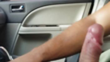 Ubrzo su porno hd blond se dva fokera pridružila Kira Thorn i Lily Lane.