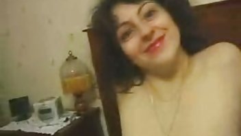 Sočna film porno thai tetka za pedeset