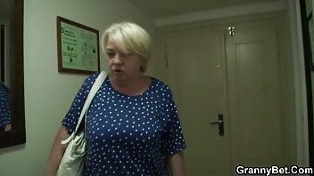 Ogroman complete porn film vijak u točki