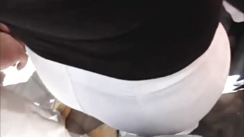 Jeben njegovu strast porno massaje i sperma na nju